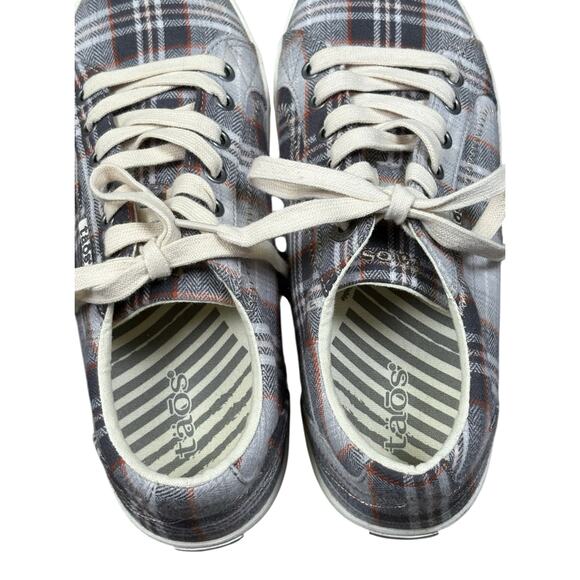 Taos Footwear Star Plaid Lace Up Sneakers Women's 8 Gray Preppy Academia Neutral - Picture 7 of 10